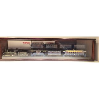 Märklin 2880 H0 König-Ludwig-Zugset mit 2x4398, Vitrine, gebraucht, OVP