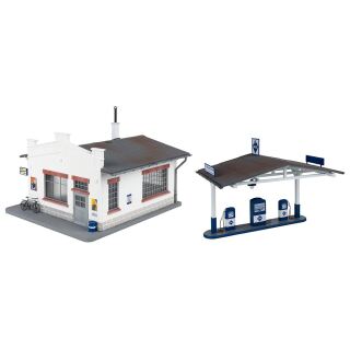 Pola (G) 330821: Tankstelle mit Werkstatt