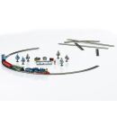 Märklin Spur Z 81845 - Weihnachten-Startpackung - Güterzug mit Gleisoval und entsprechender Stromversorgung